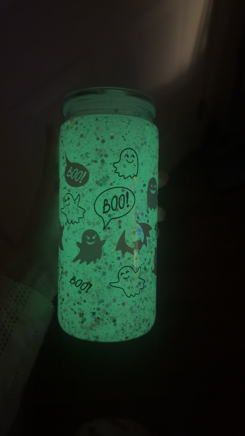 Glow in the dark ghostie snowglobe tumbler