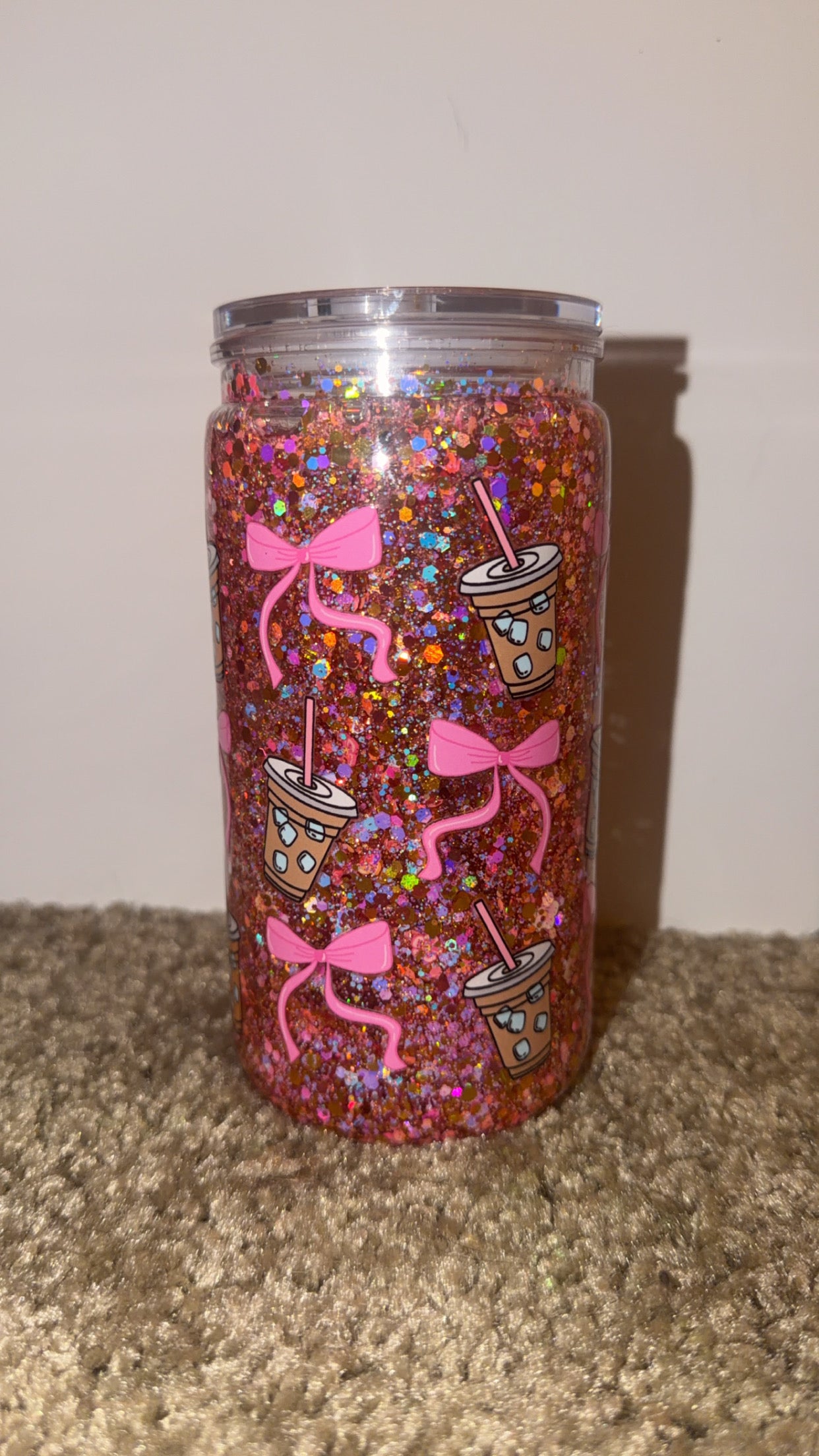 Pink bow & coffee snowglobe tumbler