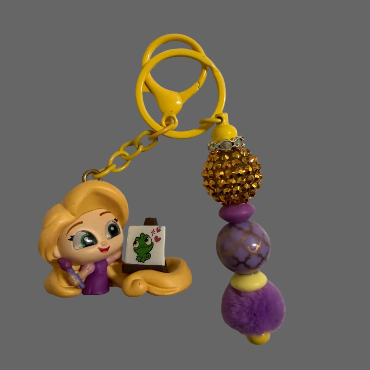 Character keychain 250